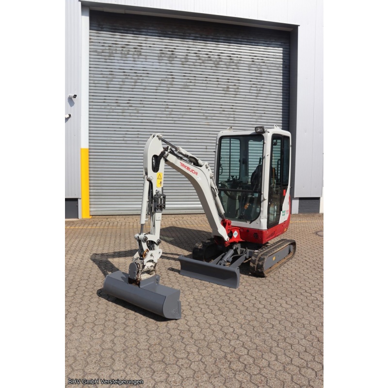 Kettenbagger Takeuchi TB 216