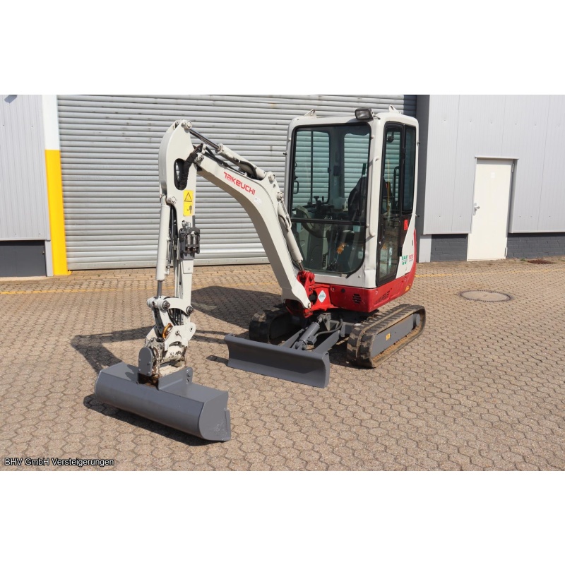 Kettenbagger Takeuchi TB 216