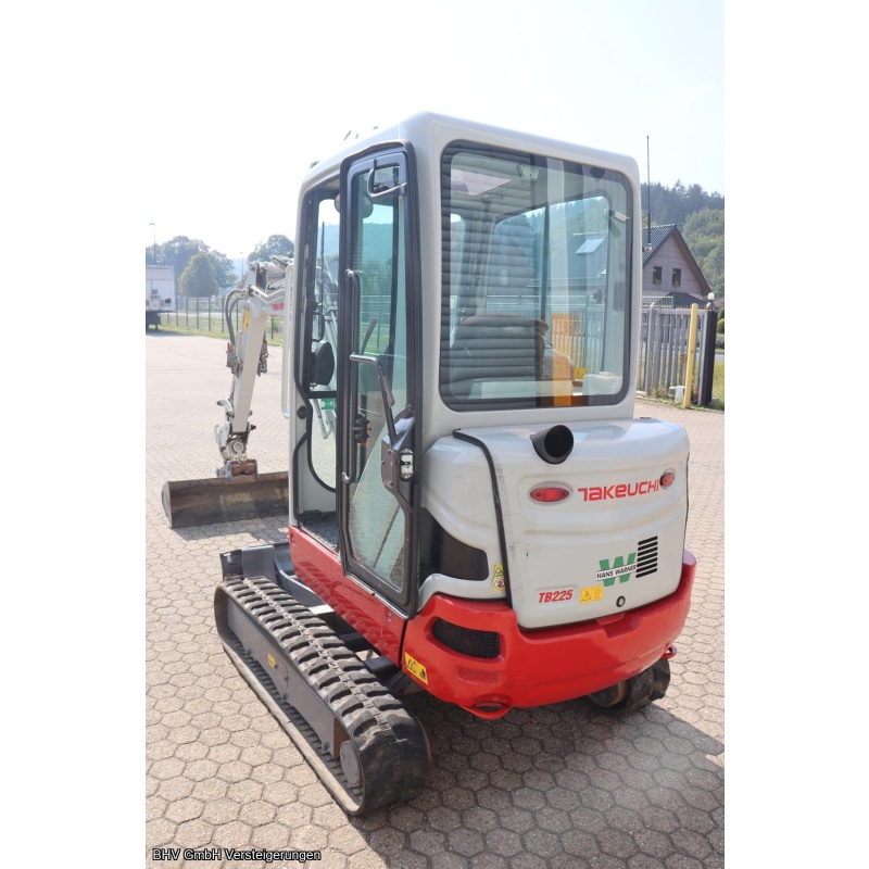 Kettenbagger Takeuchi TB 225