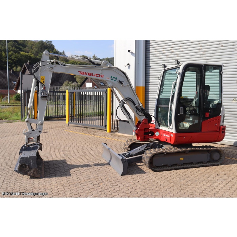 Kettenbagger Takeuchi TB 240