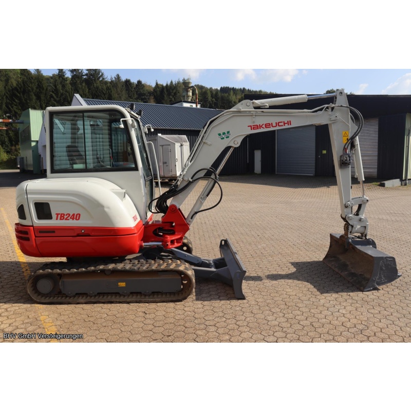 Kettenbagger Takeuchi TB 240